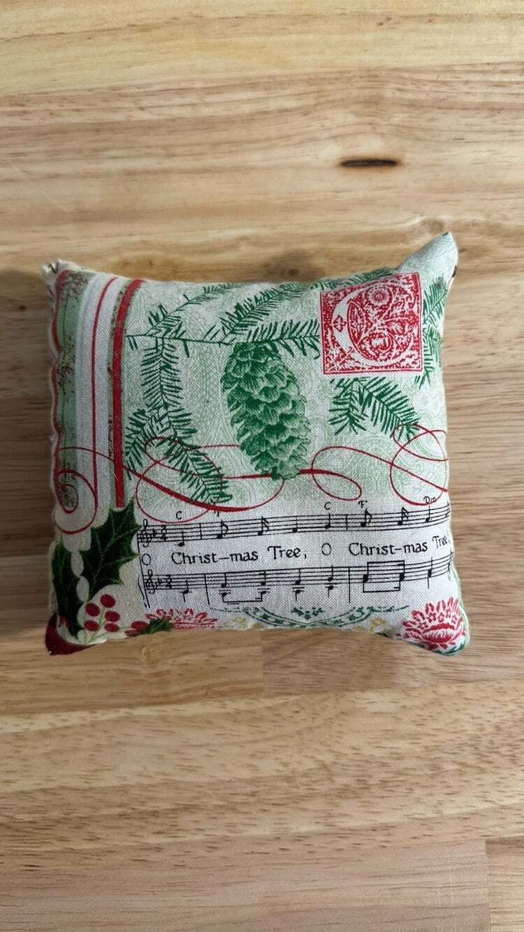 Christmas Themed Pin Cushion for Sewing Needles and Pins